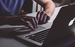 开云体育网站入口-德甲巨人主帅下课，球队风向何去